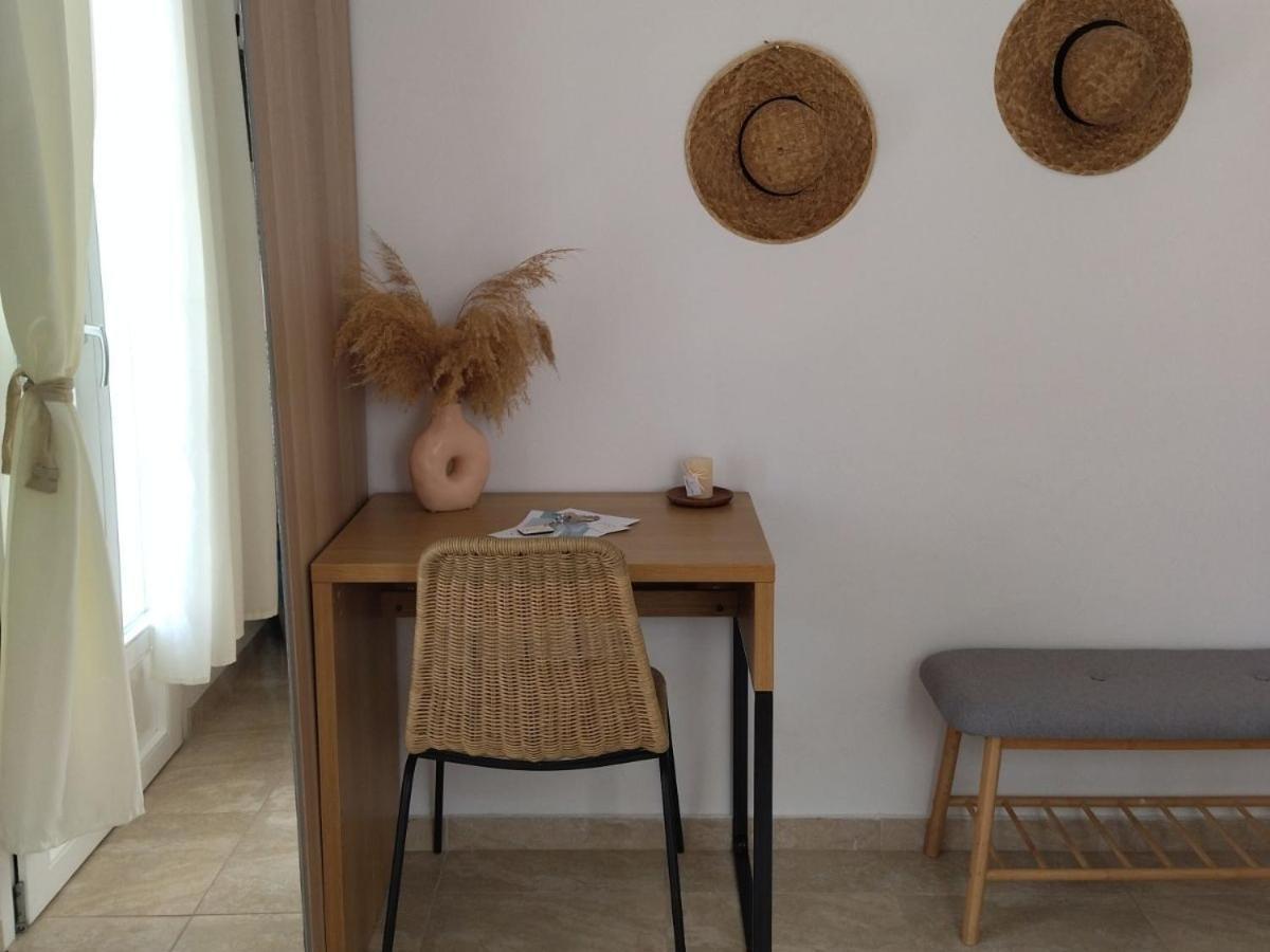 Gaia Serifos Apartments Ramos Room photo